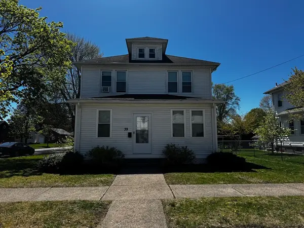 39 Acton St, Springfield, MA 01151