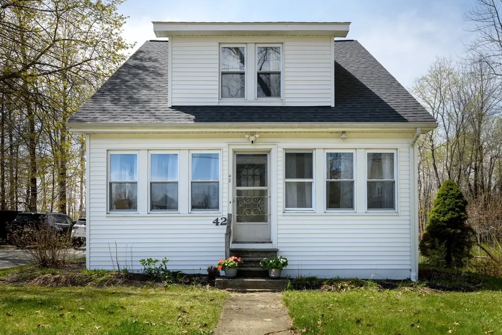 42 Maple Ave, Rutland, MA 01543 - #1