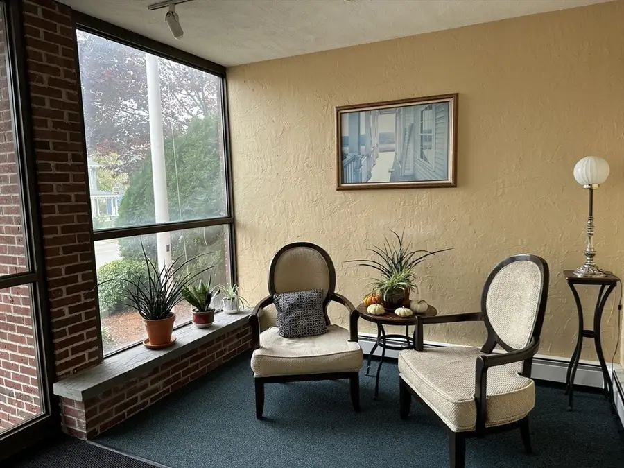 95 Nahant St #12, Lynn, MA 01902 - #3