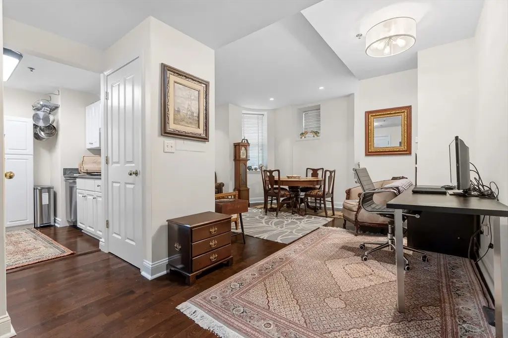 10 Charlesgate E #2, Boston, MA 02215 - #1