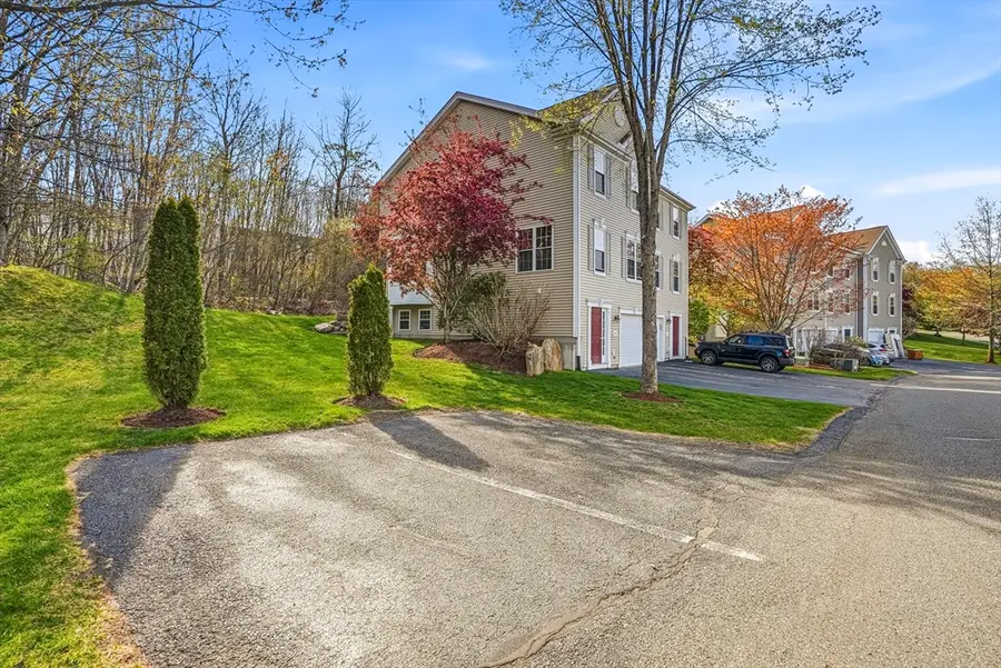 69 Buttercup Ln #69, South Grafton, MA 01560 - #2