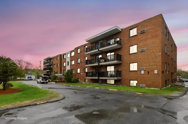 1000 Governors Dr #4, Winthrop, MA 02152