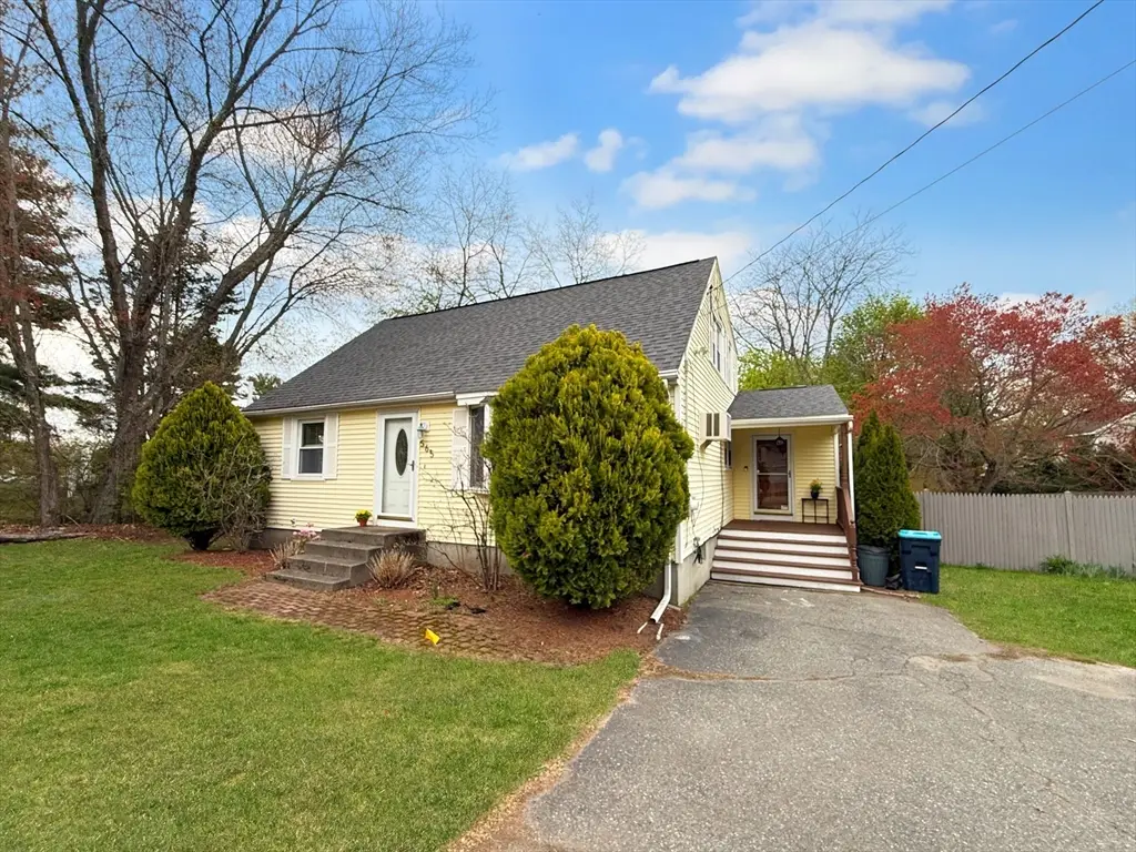 565 Lake St, Shrewsbury, MA 01545 - #1