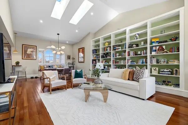 531 Massachusetts Ave #3, Boston, MA 02118