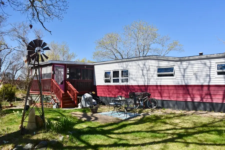 16 Francis St, East Wareham, MA 02538 - #3