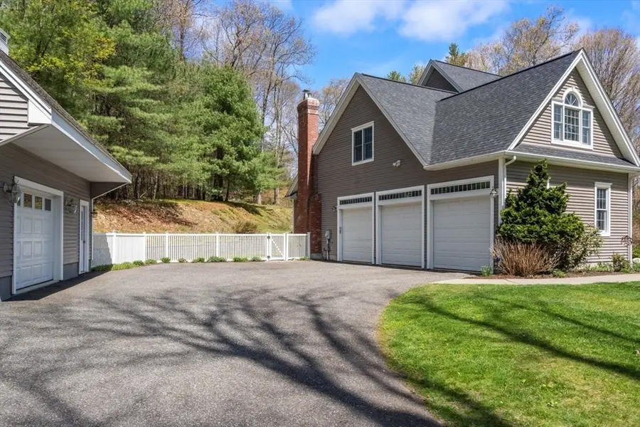 66 Hutchinson Rd, Sutton, MA 01590 - #2