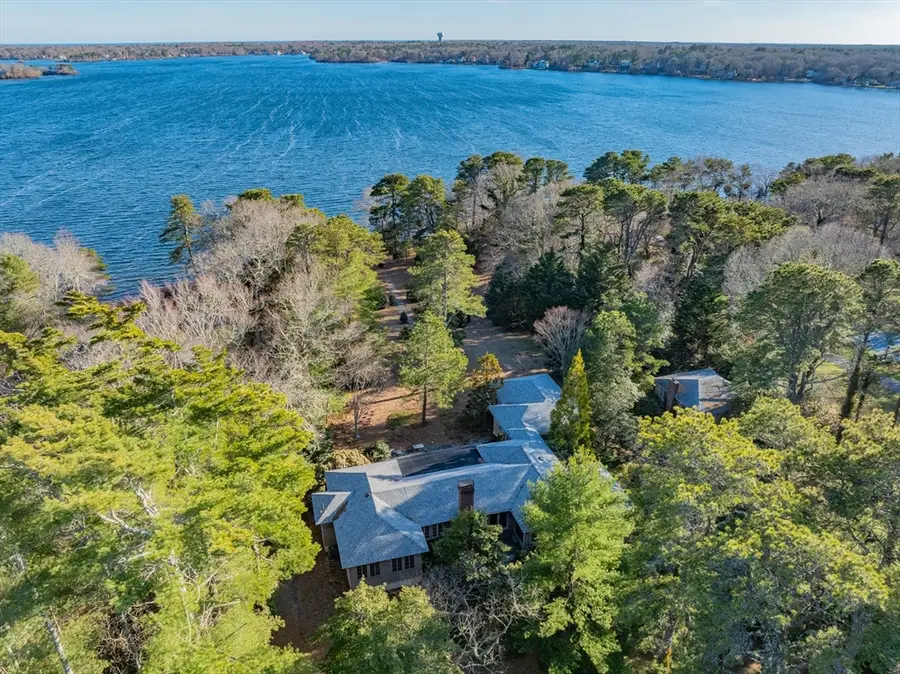 74 Lakeview Dr, Barnstable Town, MA 02632 - #3