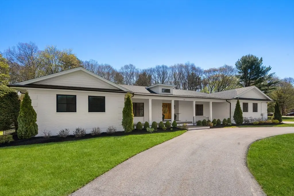 142 Buckskin Dr., Wayland, MA 01778 - #1