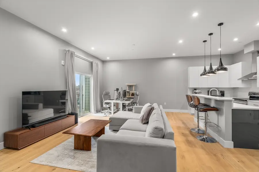 60 Cross St E #328, Somerville, MA 02145 - #3