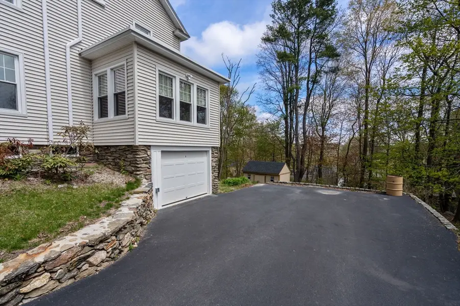 40 Chatanika Ave, Worcester, MA 01602 - #3