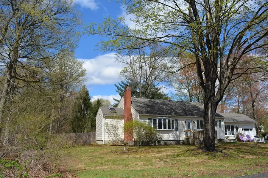 18 Highland Park Drive, West Springfield, MA 01089 - #2
