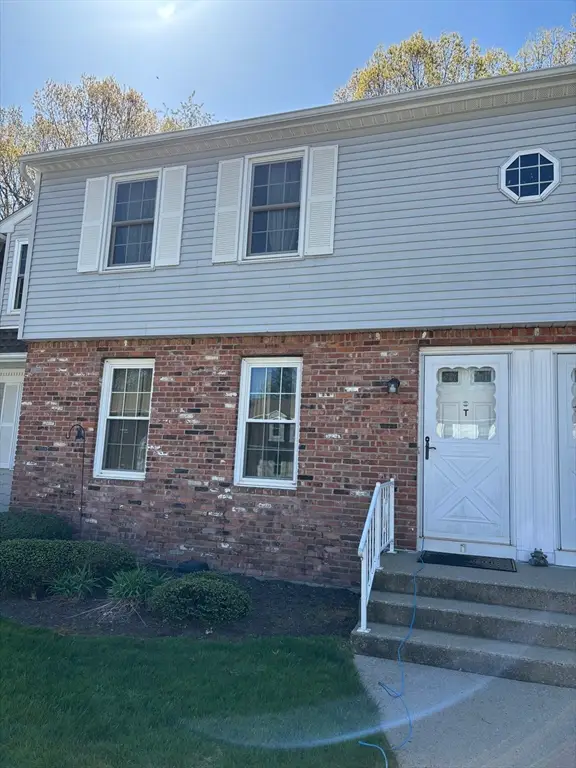 283 Fuller Rd #T, Chicopee, MA 01020 - #1