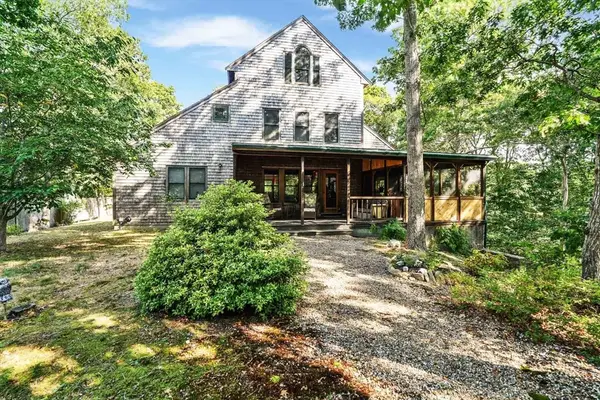 159 Lake Street, Tisbury, MA 02568