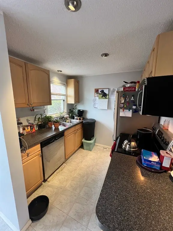 55 Empire St #52, Chicopee, MA 01013 - #2