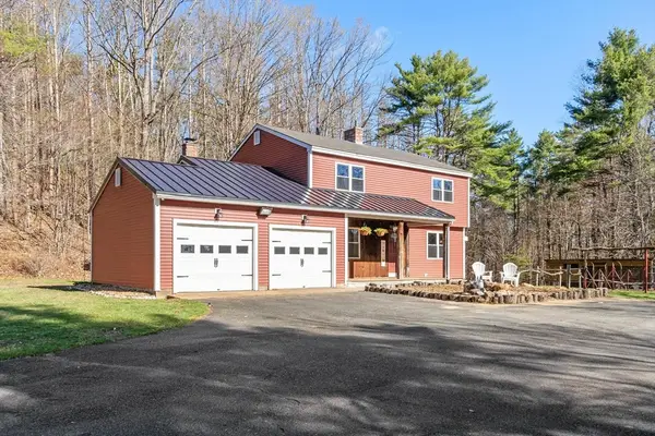 885 Royalston, Phillipston, MA 01331