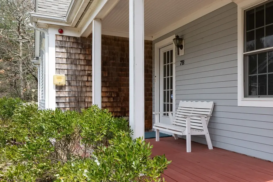 7 Schooner Ln #B, Mashpee, MA 02649 - #3