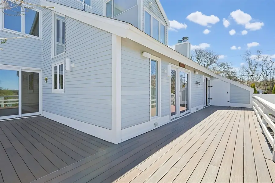 11 Stoney Brook Ln, Dartmouth, MA 02748 - #3