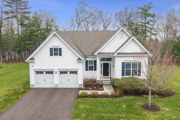 40 Ridgewood Dr #40, Stow, MA 01775