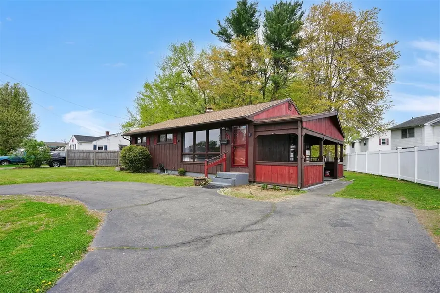 94 Cora Ave, Chicopee, MA 01013 - #3