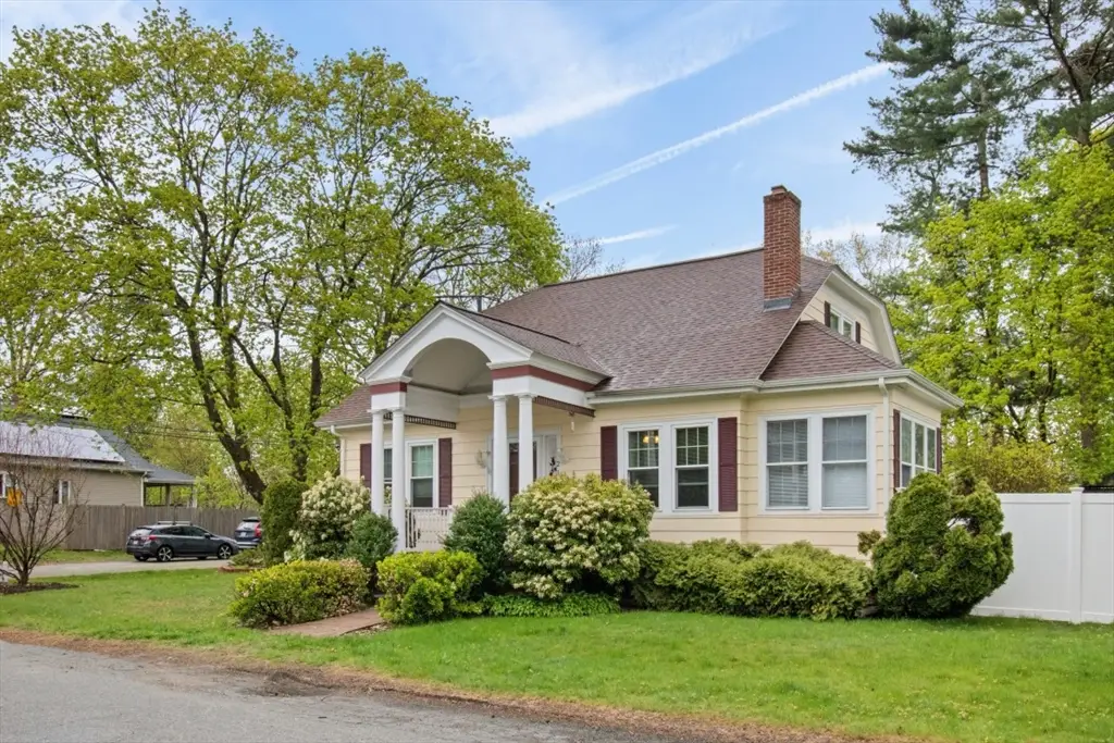 210 Robert St, Attleboro, MA 02703 - #1