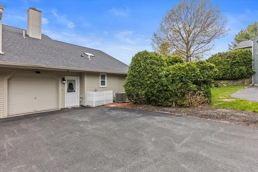 5 Ascot Lane #5, Uxbridge, MA 01569 - #3