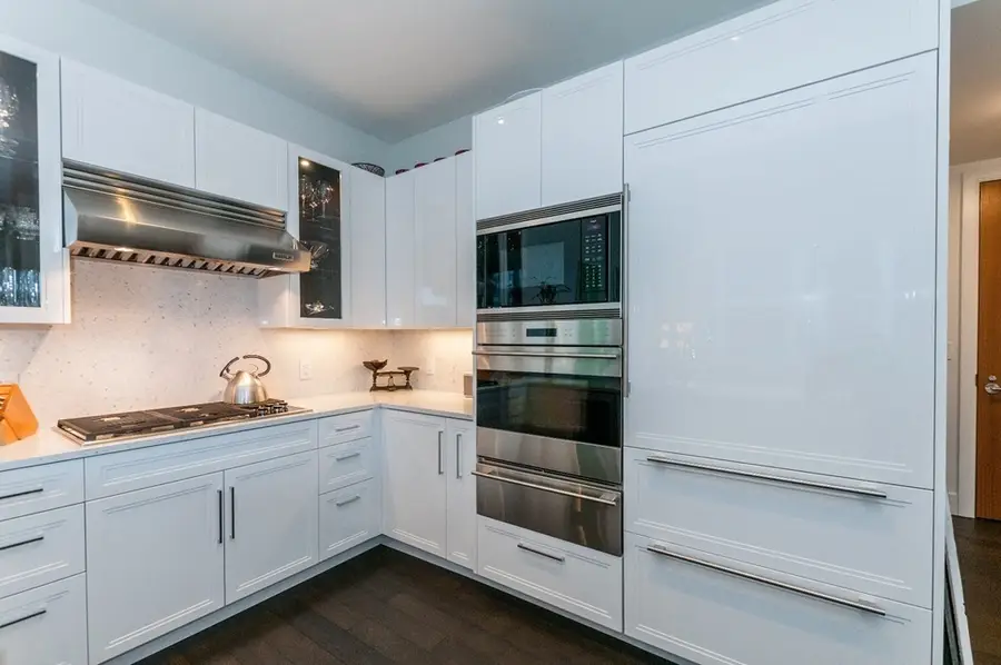 22 Liberty Dr #10I, Boston, MA 02210 - #3