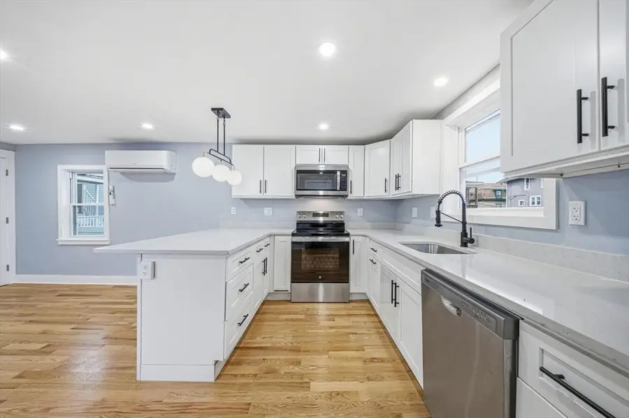 12 Howard St, Lynn, MA 01902 - #3