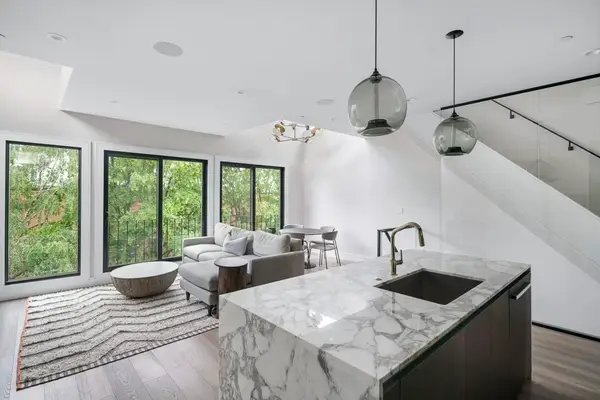 320 Shawmut Ave #4, Boston, MA 02118