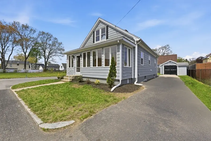 44 Frontenac St, Springfield, MA 01151 - #3