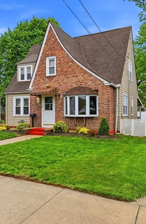 77 Fresno St, Springfield, MA 01104 - #1