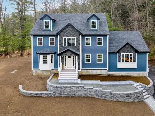 23 Pomfret Rd, Wilmington, MA 01887