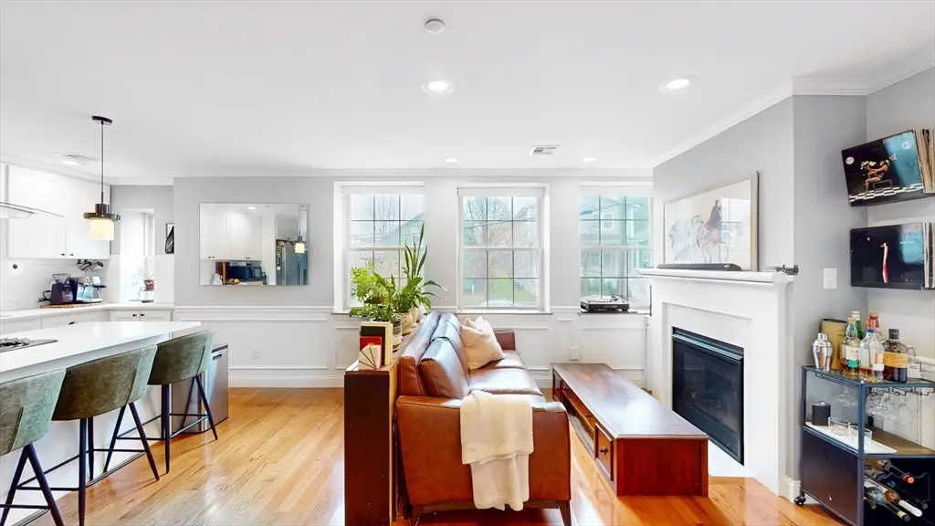 7 Mount Hope #202, Providence, RI 02906 - #1