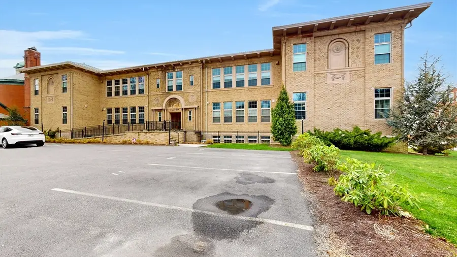 7 Mount Hope #202, Providence, RI 02906 - #3
