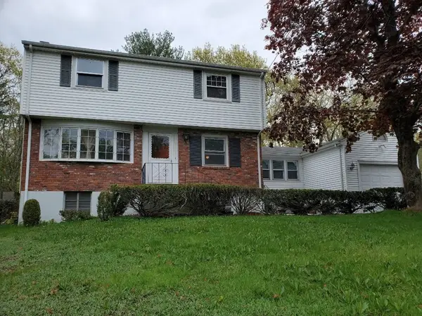 1696 Liberty St, Braintree, MA 02184