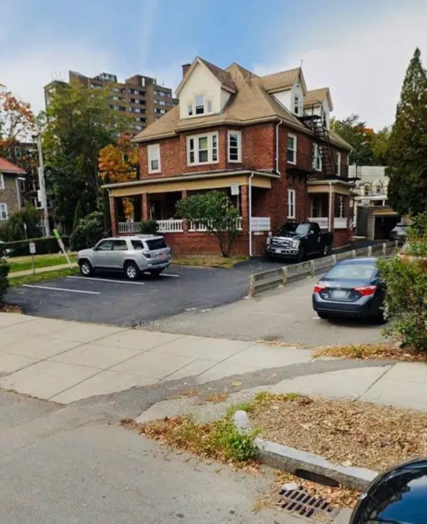 1857 Commonwealth Ave, Boston, MA 02135