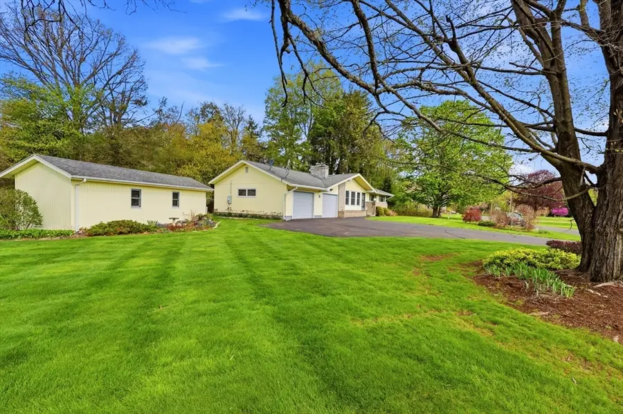 26 Gore Avenue, Hatfield, MA 01038 - #2