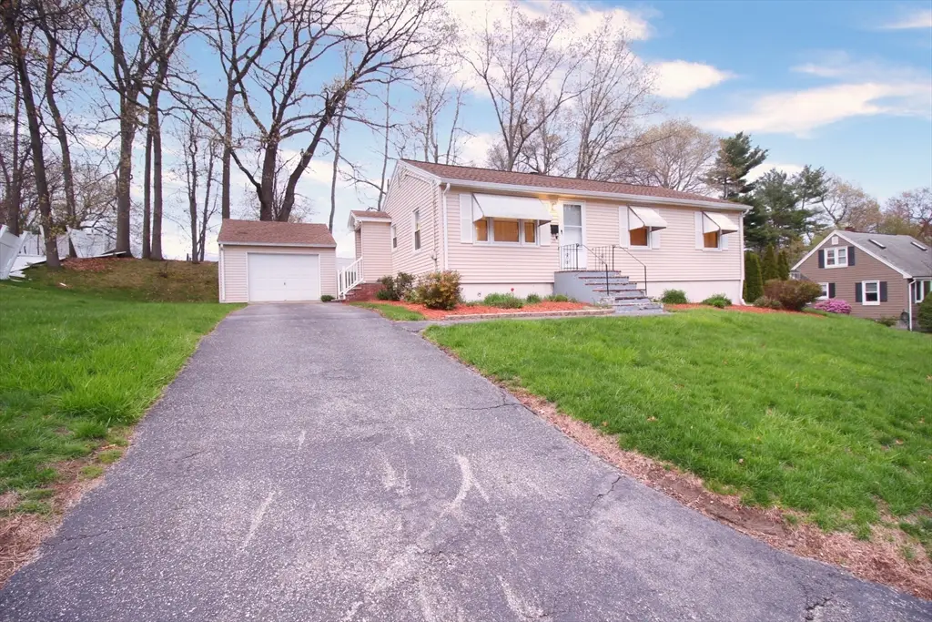 35 Ponderosa Ave, Methuen, MA 01844 - #1