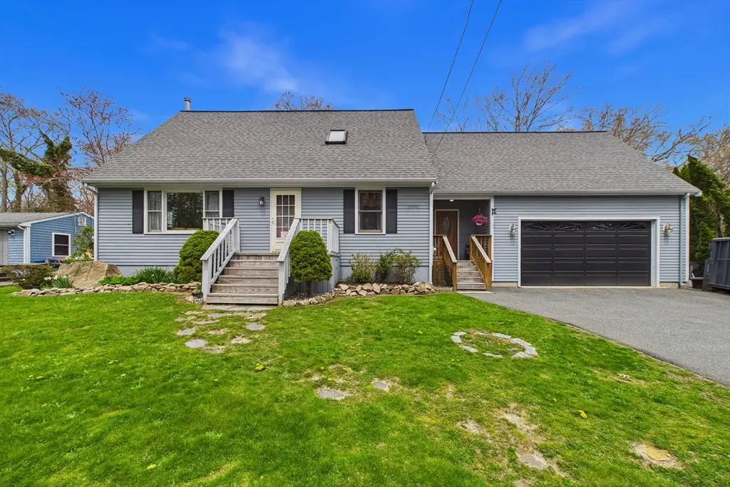 14 Day St, Fairhaven, MA 02719 - #1