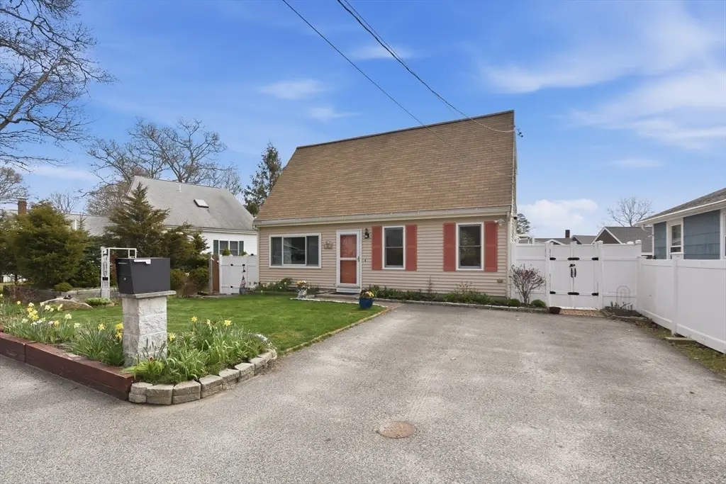 91 Cohasset Rd, Wareham, MA 02532 - #1