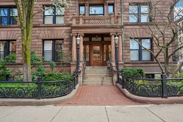 416 Marlborough St. #408, Boston, MA 02116
