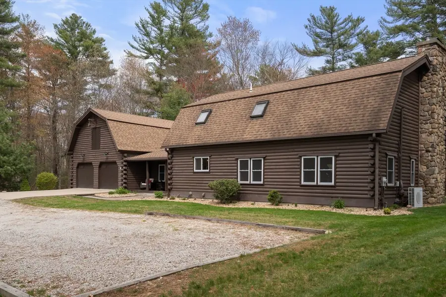 273 Lake St, Bellingham, MA 02019 - #3