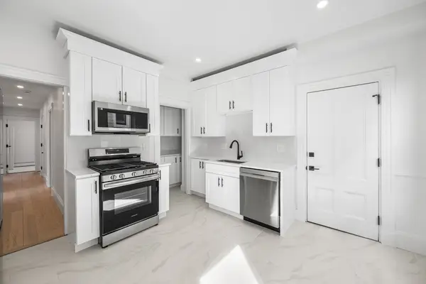 66 Sixth St #1, Cambridge, MA 02141