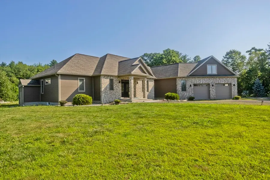 227 East St, Granby, MA 01033 - #2