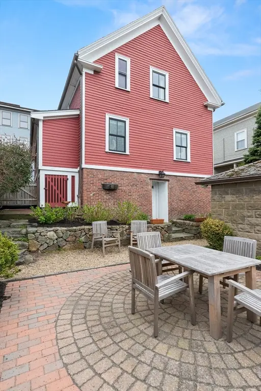 6 Gifford Court, Salem, MA 01970 - #2