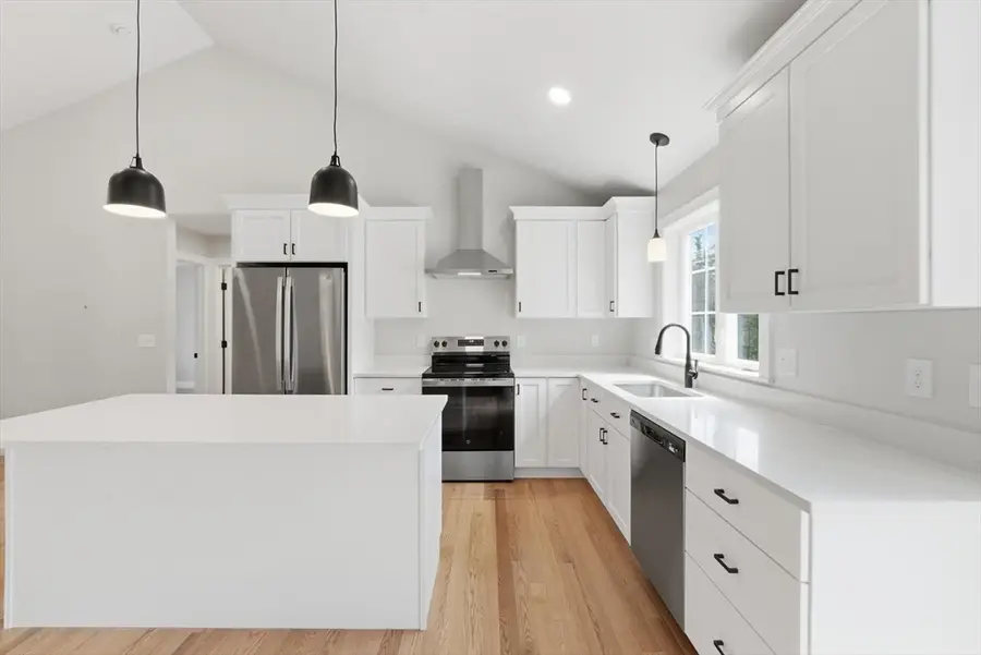 10 Foster Rd, West Brookfield, MA 01585 - #3