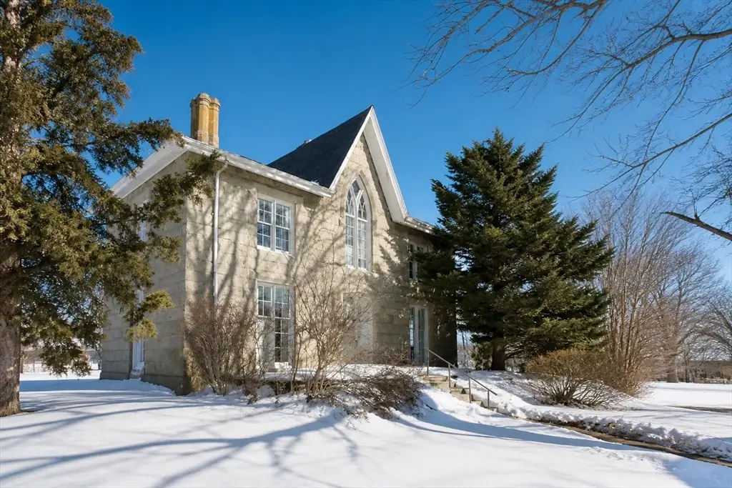 181 Washington Street, Fairhaven, MA 02719 - #1