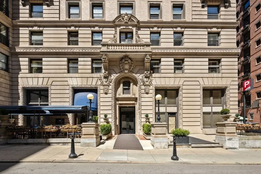 21 Beacon St #7M, Boston, MA 02108 - #2