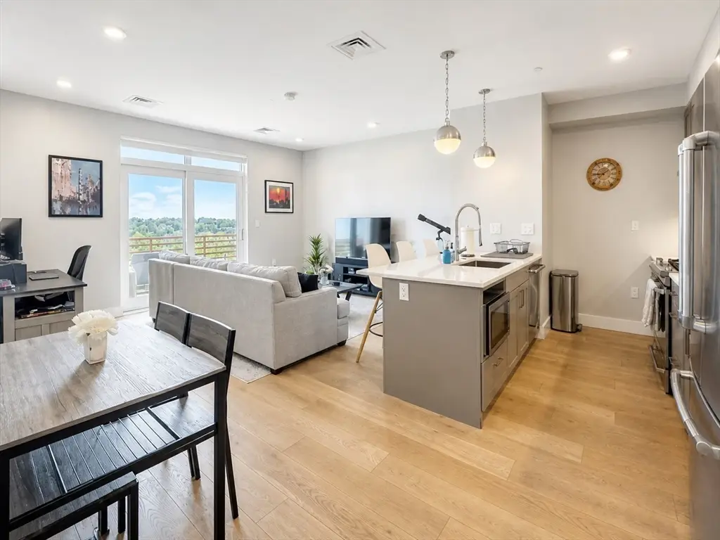 1650 Commonwealth Ave #605, Boston, MA 02135 - #1