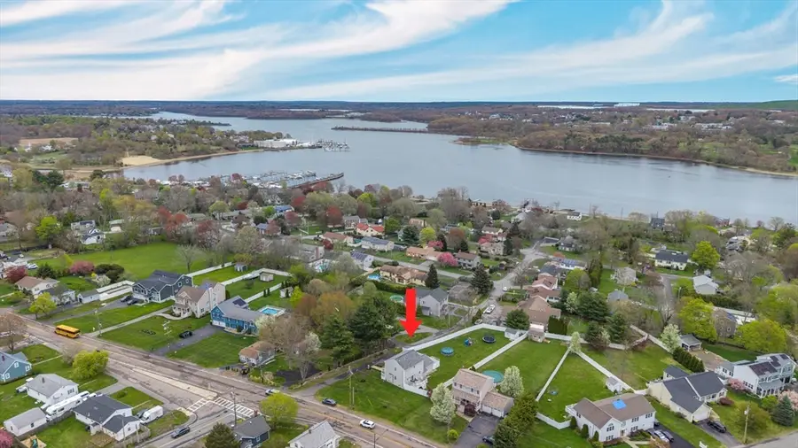 1870 County St, Somerset, MA 02726 - #2