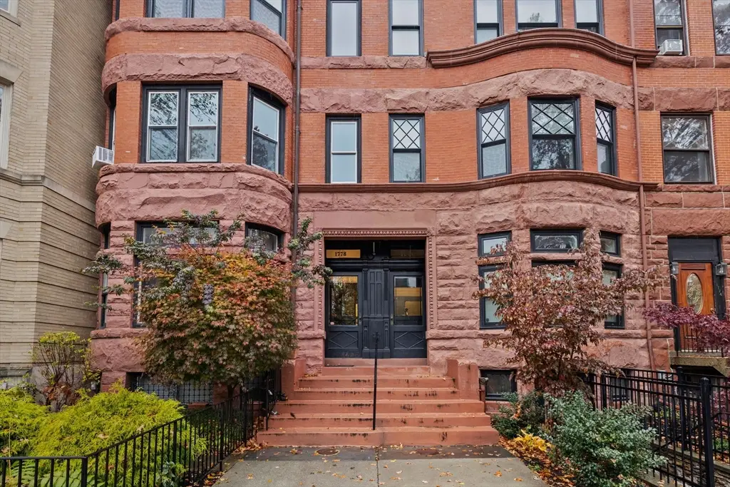 1778 Beacon St #302, Brookline, MA 02445 - #1